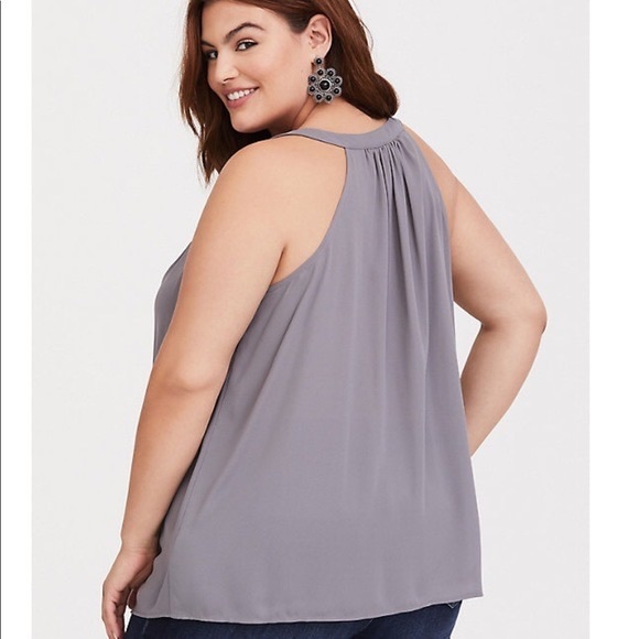 Torrid GREY GEORGETTE BUTTON-LOOP SEMI SHEER TANK TOP - Picture 2 of 9